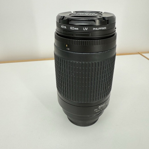 Nikon AF G Zoom-Nikkor 70-300mm f/4-5.6 FX lens‎ HB-26 for N80 N75 D7500 D850 DF - Picture 7 of 13